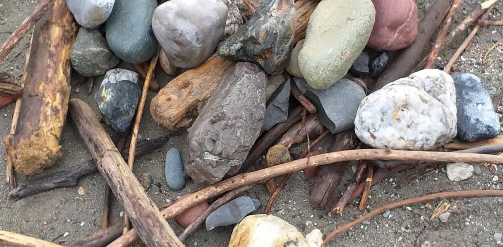 Fundstück Steinhaufen Fundstück Steinhaufen